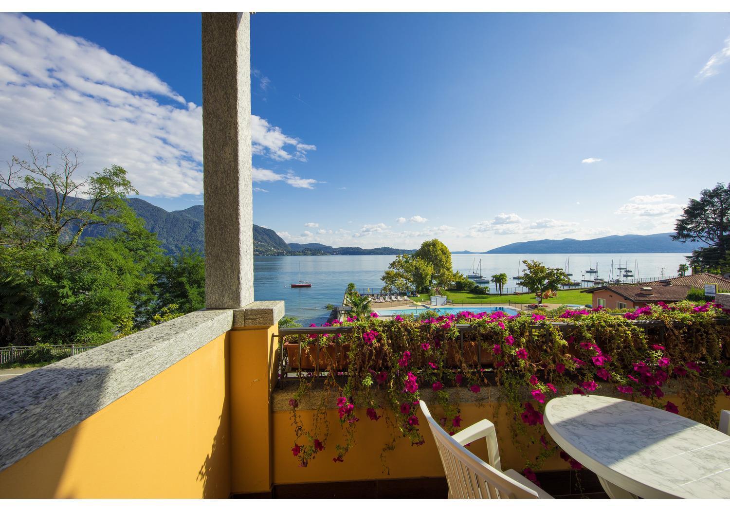 Hotel Residence Zust Verbania Zewnętrze zdjęcie