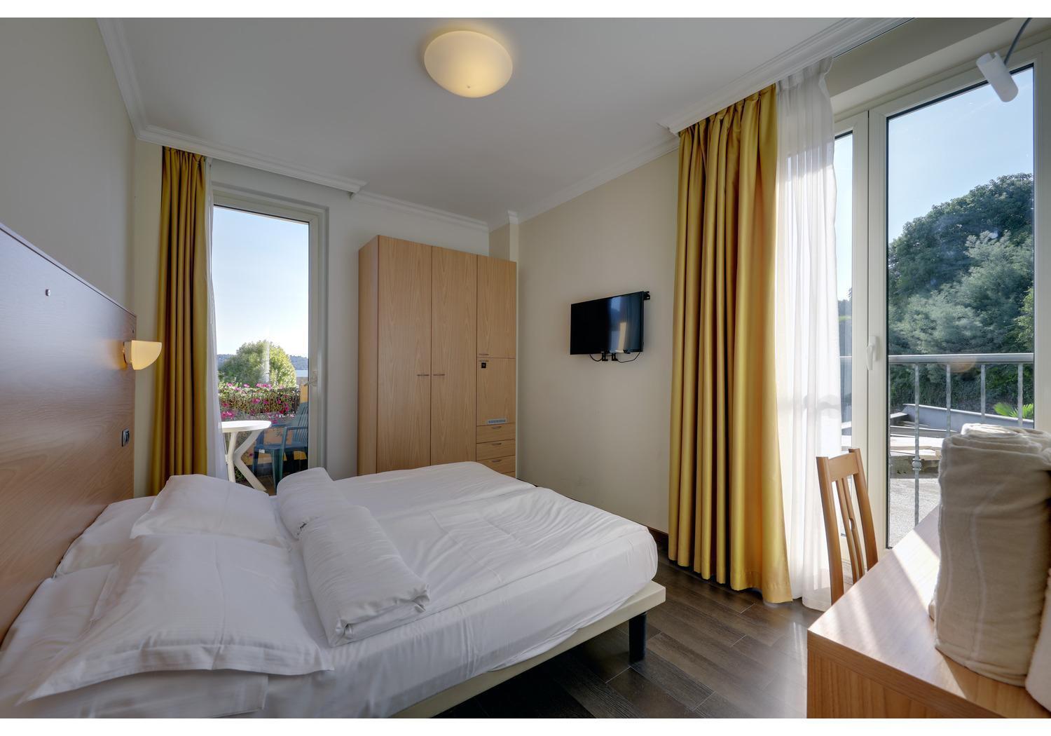 Hotel Residence Zust Verbania Zewnętrze zdjęcie