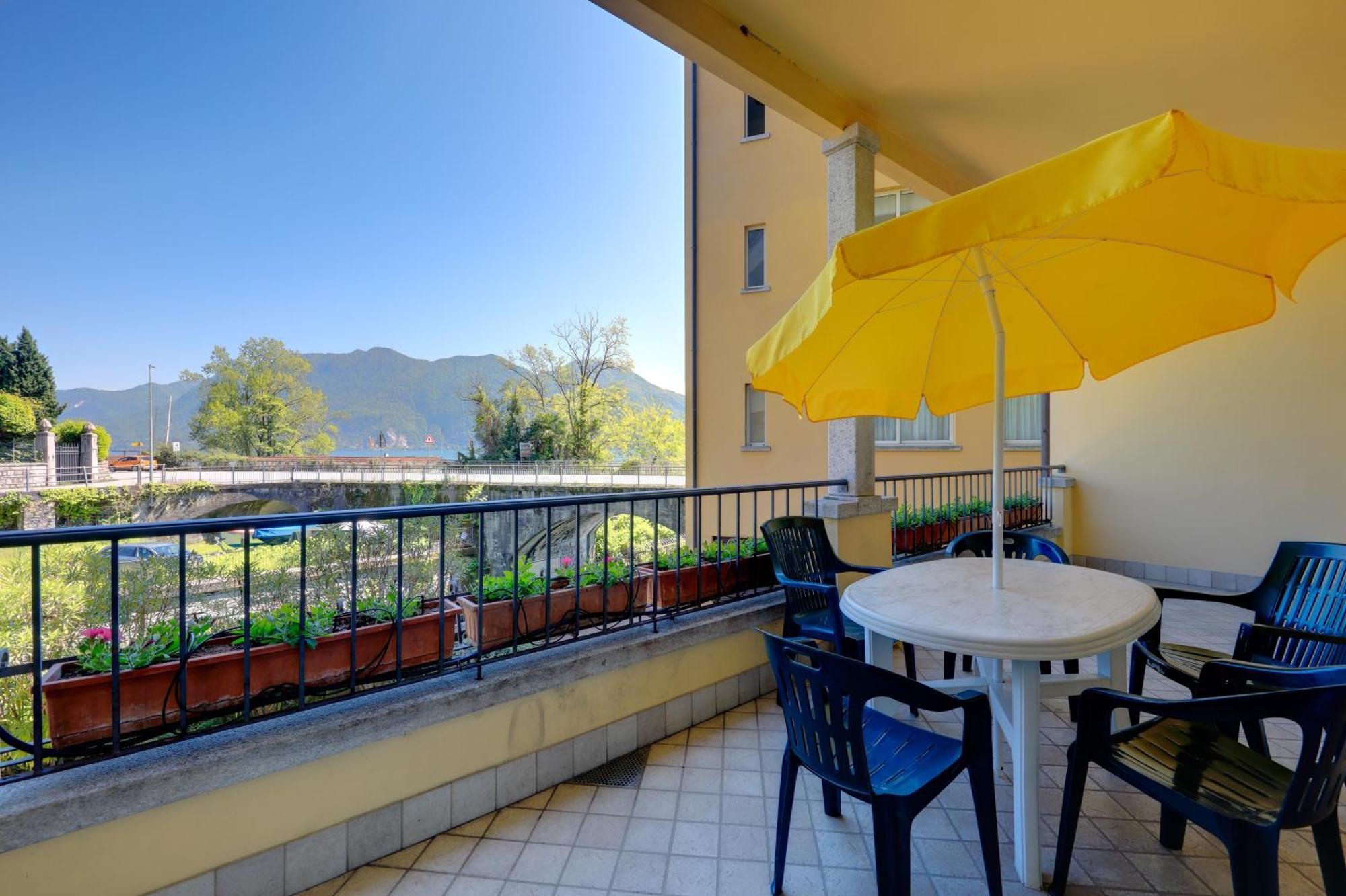 Hotel Residence Zust Verbania Zewnętrze zdjęcie