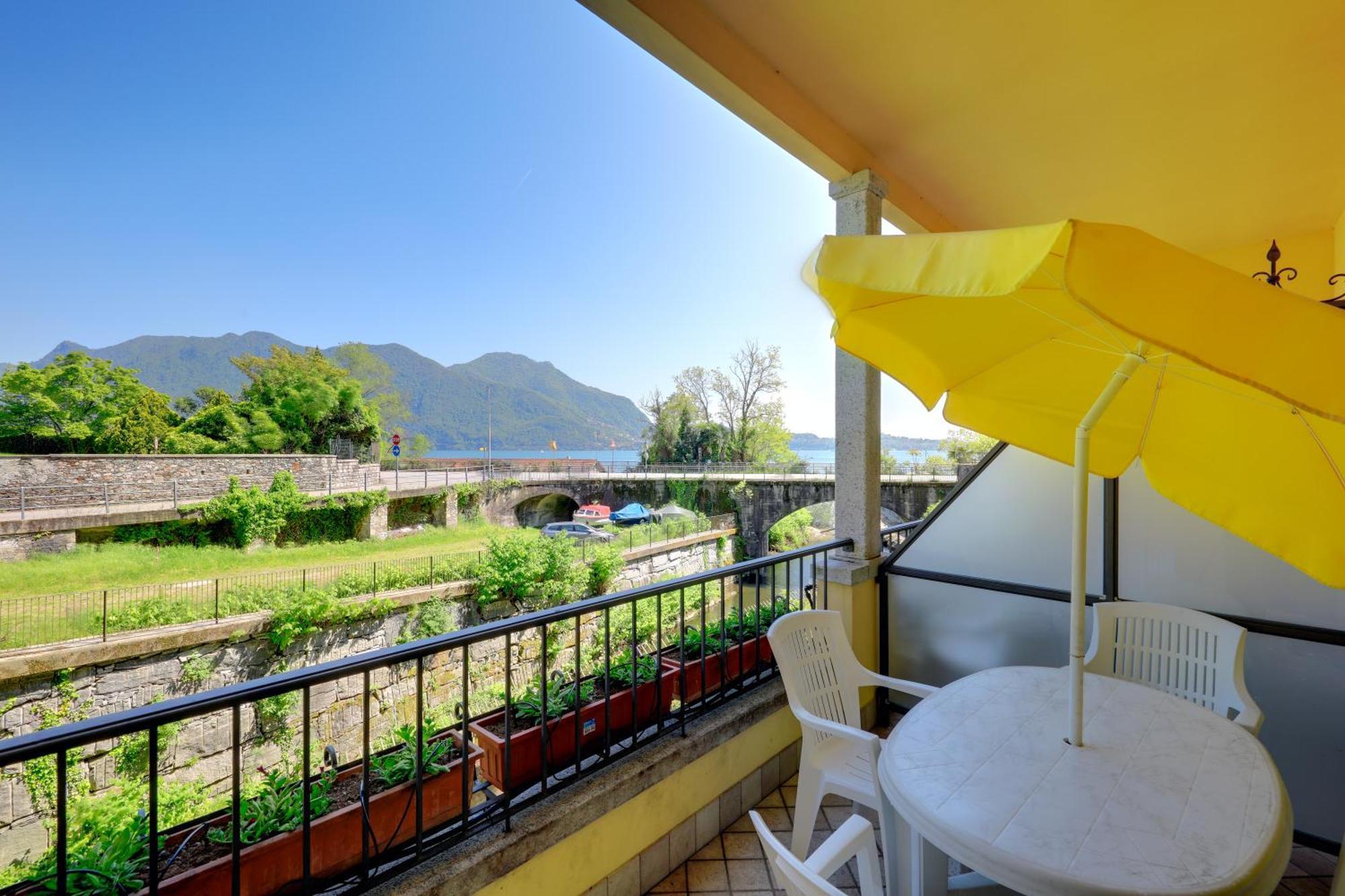 Hotel Residence Zust Verbania Zewnętrze zdjęcie