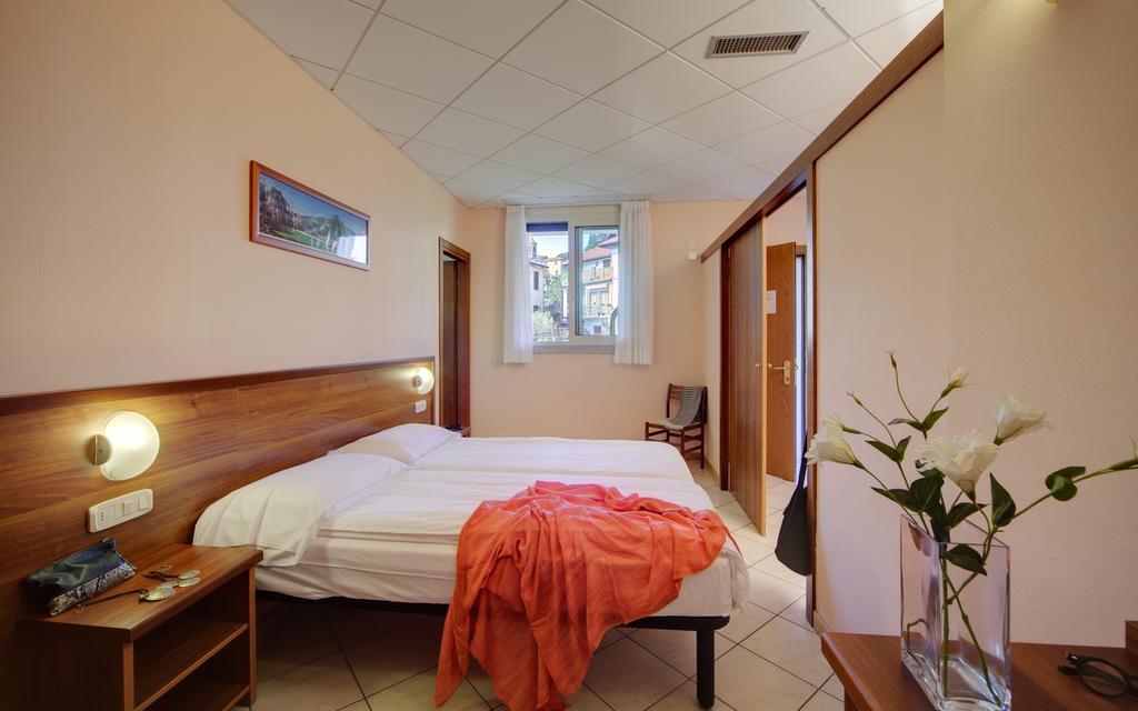 Hotel Residence Zust Verbania Zewnętrze zdjęcie